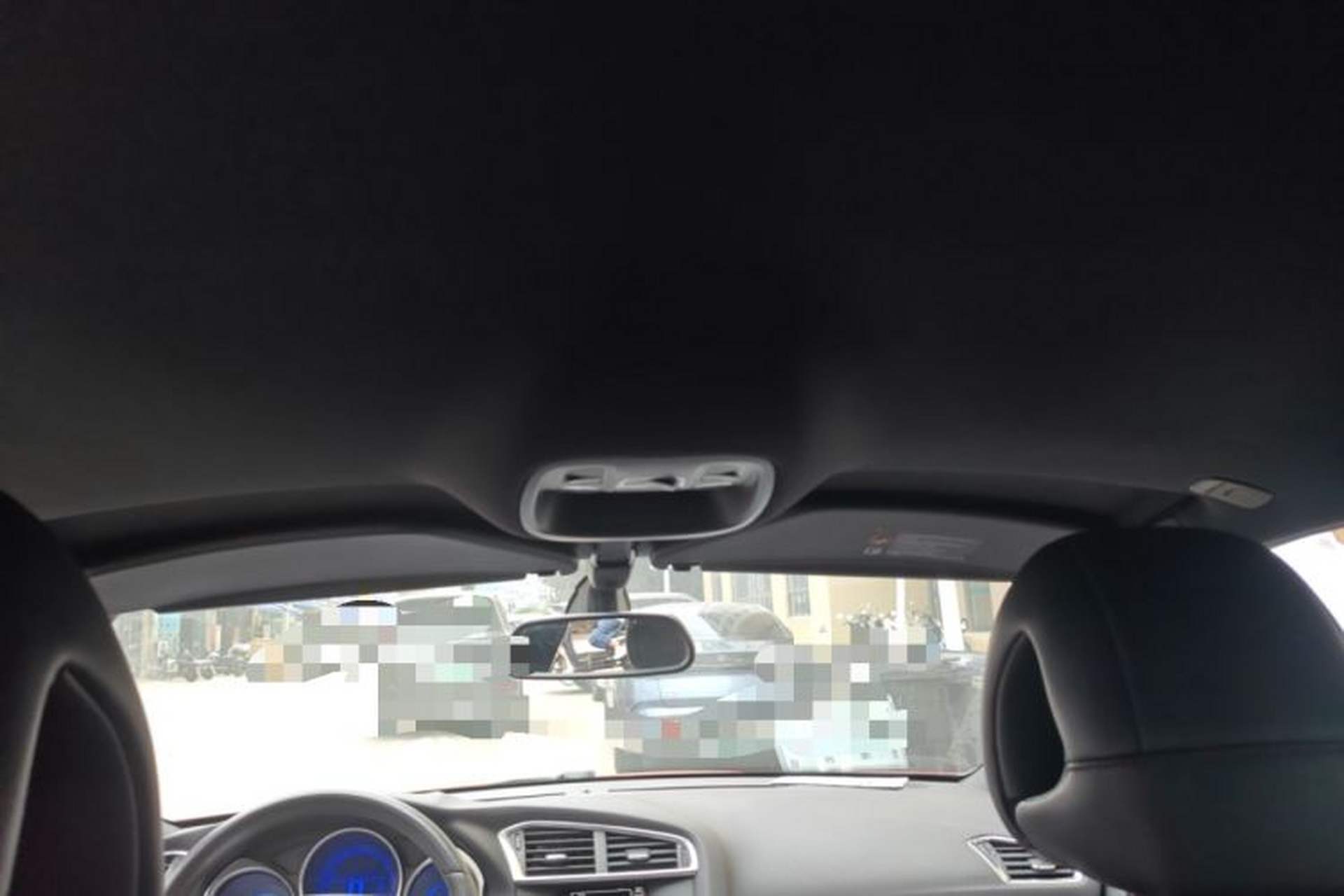 Used DS 4 2012 1.6T Elegant Edition Headliner