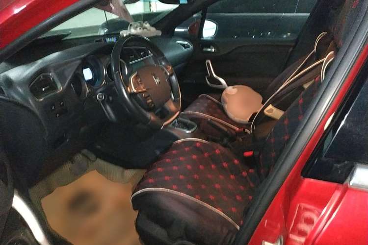 Used DS 4 2012 1.6T Style Edition Left Front Seat