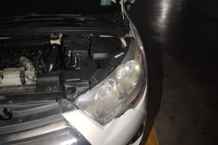Used DS 4 2012 1.6T Style Edition Engine Bay Left