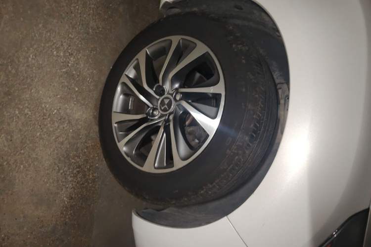 Used DS 4 2012 1.6T Style Edition Right Front Wheel Hub