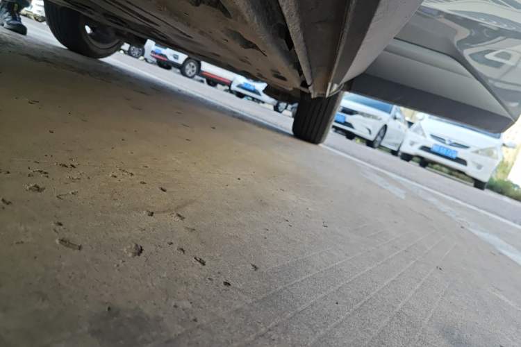 Used DS 4 2023 1.6T Rivoli CROSS Edition Chassis Front Left