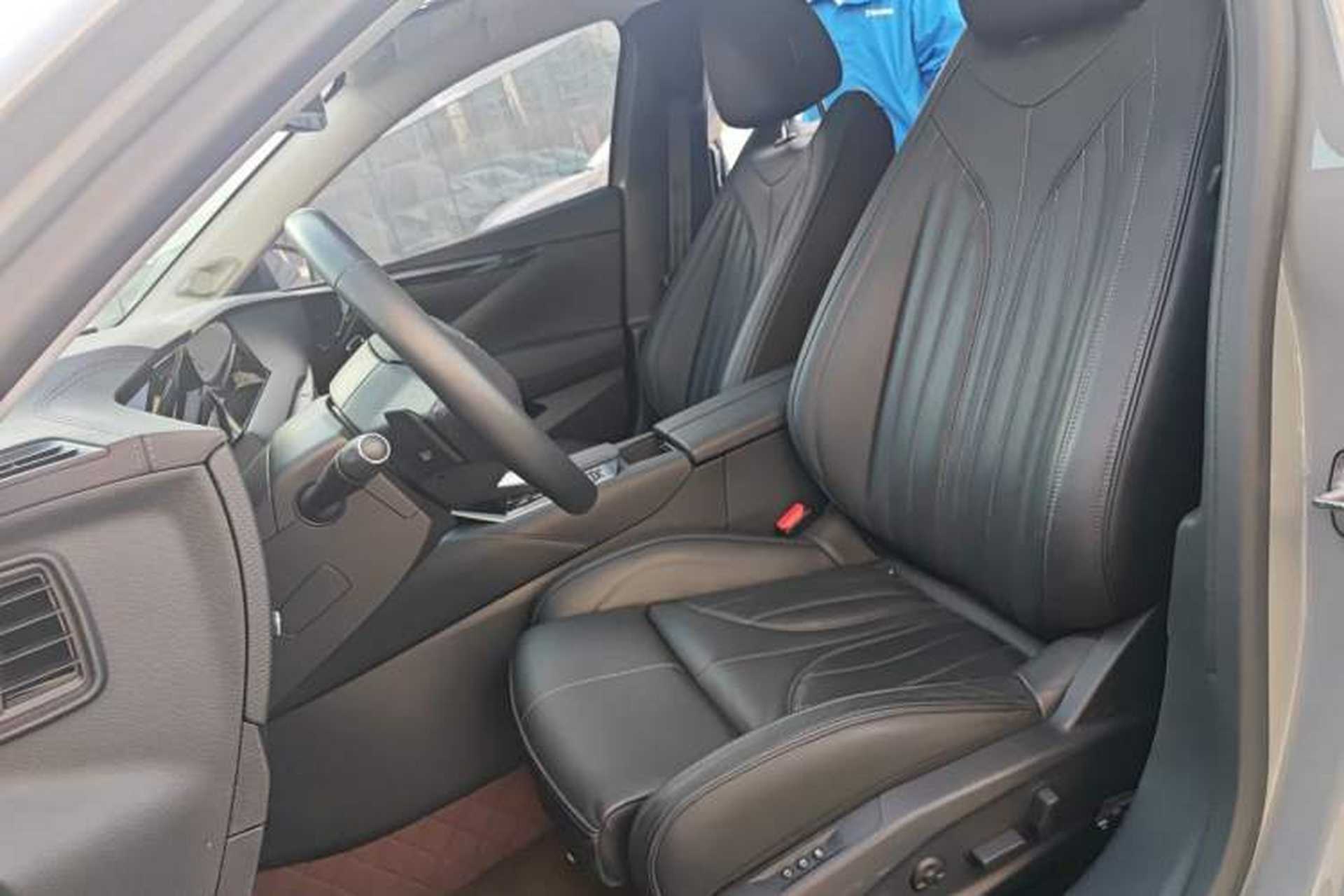 Used DS 4 2023 1.6T Rivoli CROSS Edition Left Front Seat