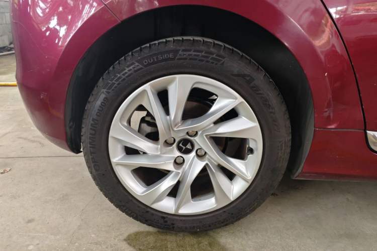 Used DS 4S 2016 1.6T Automatic Smart Edition THP160 Right Rear Wheel Hub