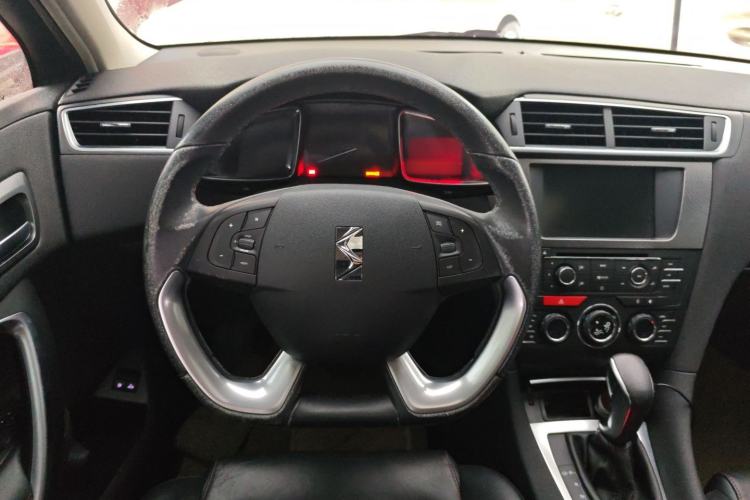 Used DS 4S 2016 1.6T Automatic Smart Edition THP160 Steering Wheel