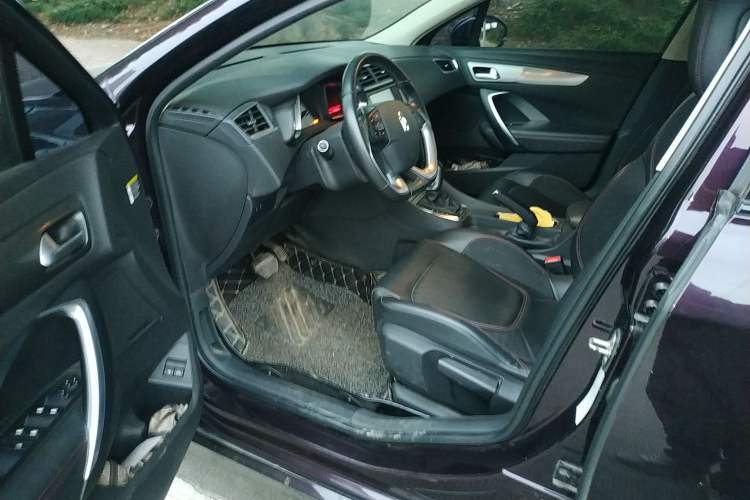 Used DS 4S 2016 1.6T Automatic Ruidong Version THP160 Driver Seat