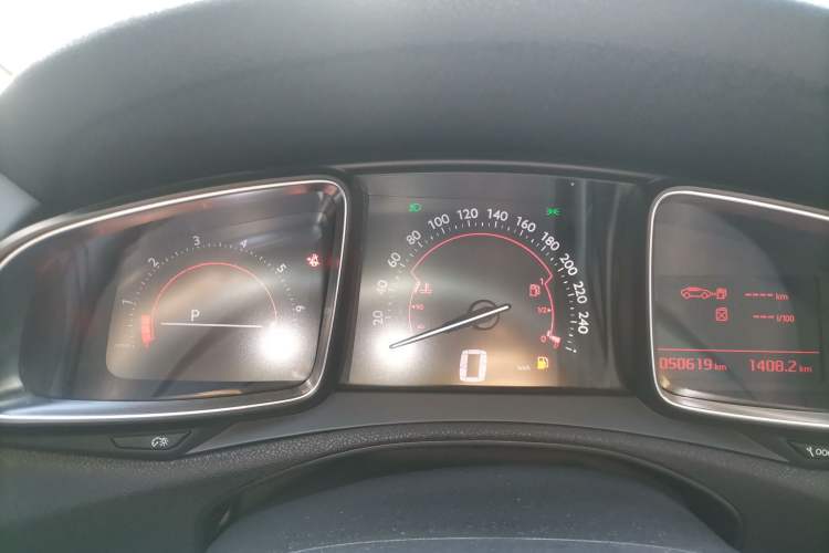 Used DS 4S 2016 1.6T Automatic Smart Enjoyment Tech Edition THP160 Instrument Cluster
