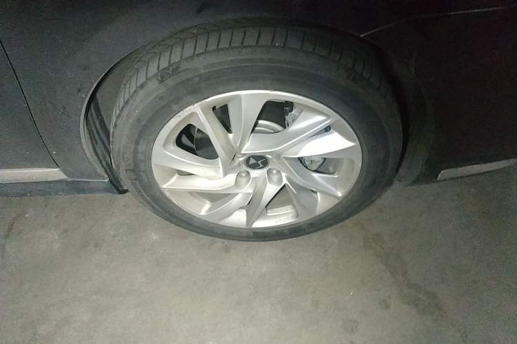 Used DS 4S 2016 1.6T Automatic Smart Edition THP160 Right Front Wheel Hub