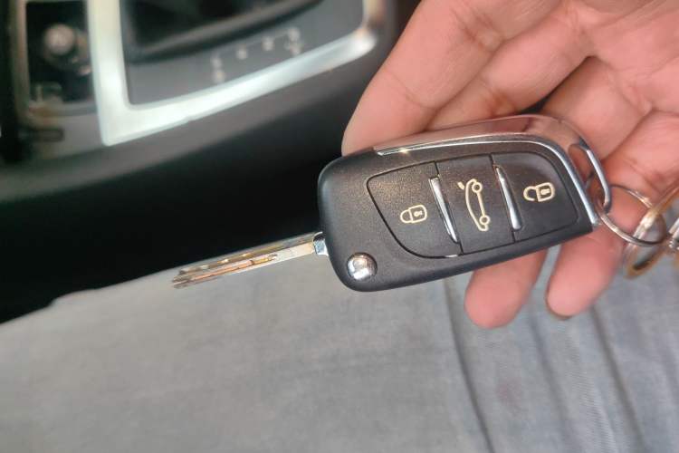 Used DS 4S 2016 1.2T Automatic Ruidong Version THP130 Vehicle Key