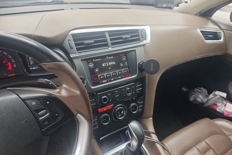 Used DS 4S 2016 1.8T Automatic Prestige Edition THP200 Audio And AC Panel