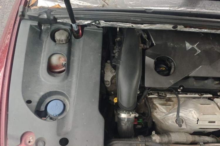 Used DS 4S 2016 1.8T Automatic Prestige Edition THP200 Engine Bay Right