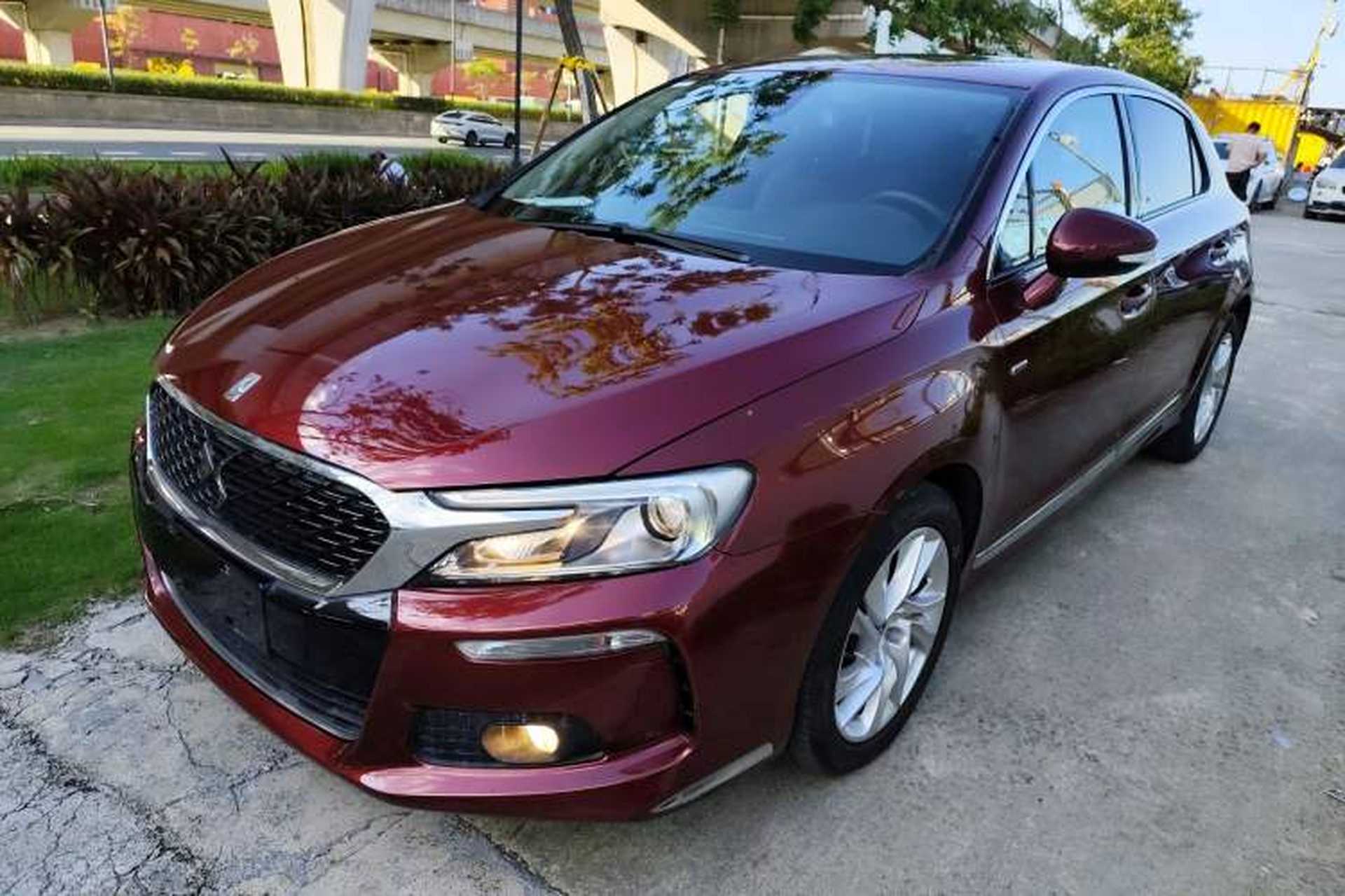 Used DS 4S 2016 1.6T Automatic Smart Edition THP160 Front Left 45 Deg