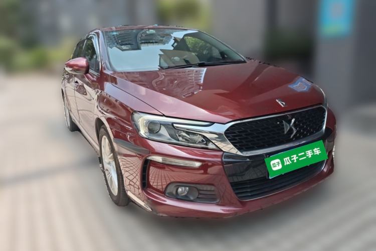 Used DS 4S 2016 1.6T Automatic Smart Edition THP160 Front Right 45 Deg
