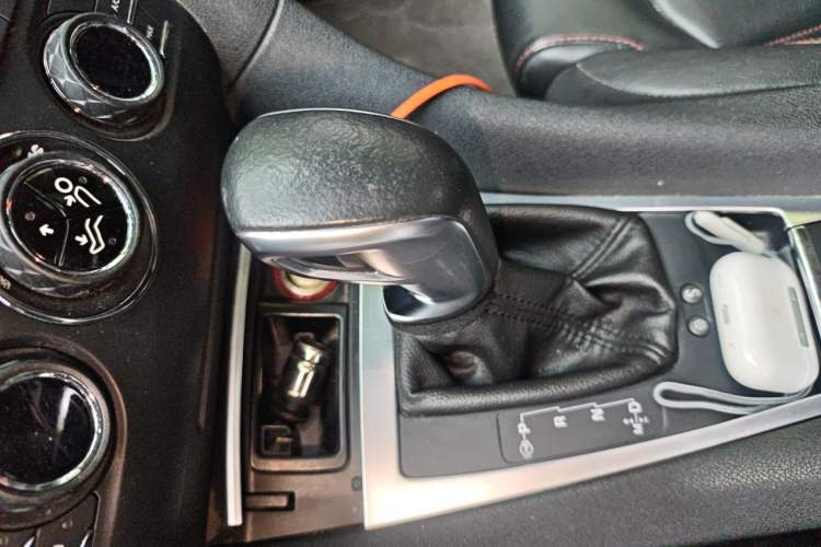 Used DS 4S 2016 1.6T Automatic Smart Edition THP160 Gear Lever