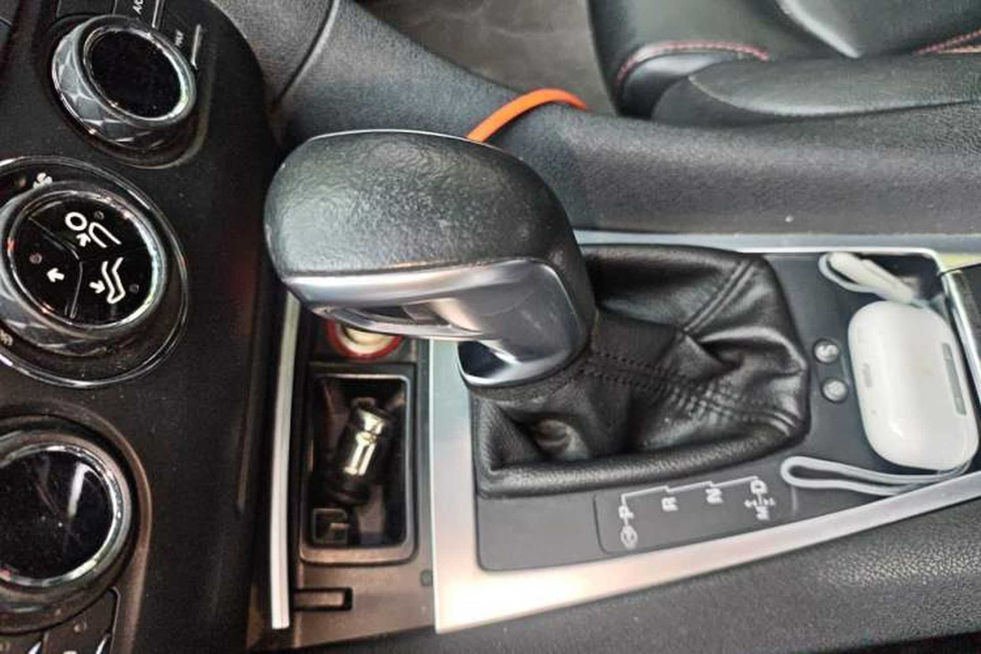 Used DS 4S 2016 1.6T Automatic Smart Edition THP160 Gear Lever