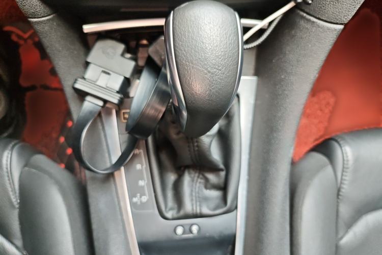 Used DS 4S 2016 1.6T Automatic Smart Edition THP160 Gear Lever