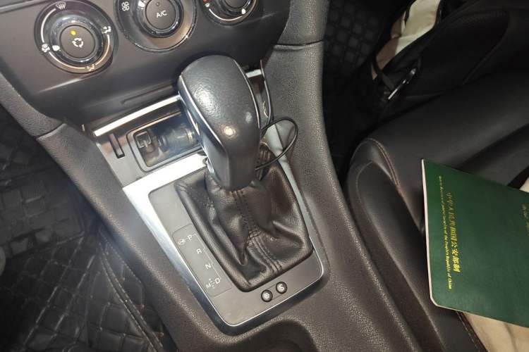 Used DS 4S 2016 1.6T Automatic Ruidong Version THP160 Gear Lever