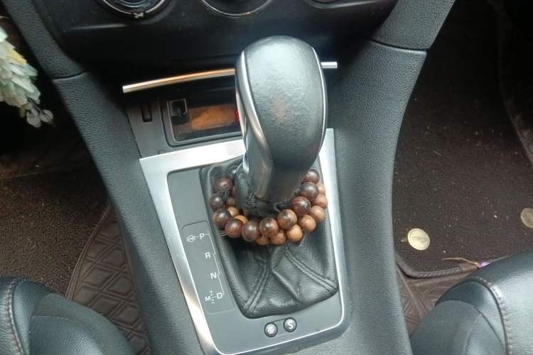 Used DS 4S 2016 1.6T Automatic Ruidong Version THP160 Gear Lever