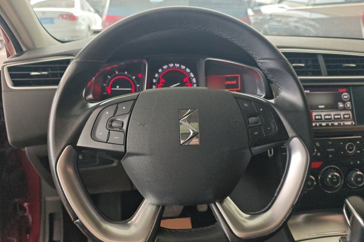 Used DS 4S 2016 1.6T Automatic Ruidong Version THP160 Steering Wheel