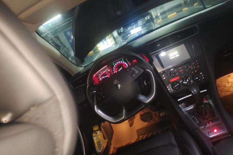Used DS 4S 2016 1.6T Automatic Smart Edition THP160 Steering Wheel