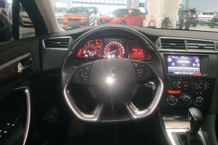 Used DS 4S 2016 1.6T Automatic Ruidong Version THP160 Steering Wheel