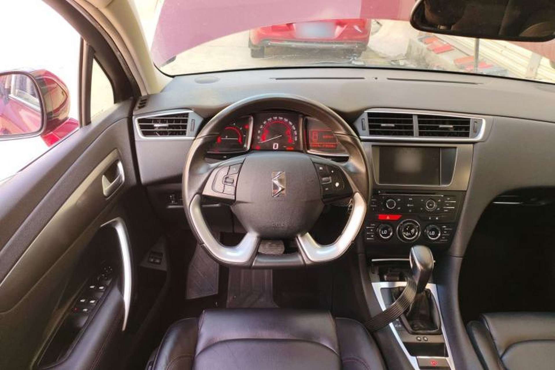 Used DS 4S 2016 1.6T Automatic Smart Edition THP160 Steering Wheel