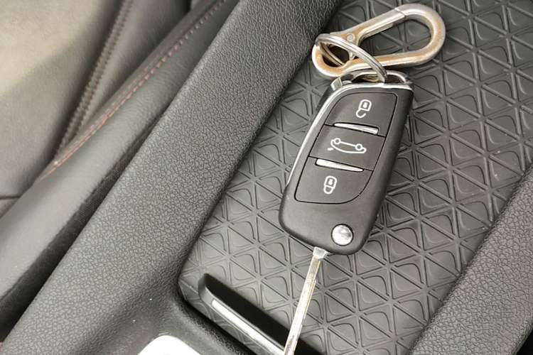 Used DS 4S 2016 1.6T Automatic Smart Edition THP160 Vehicle Key