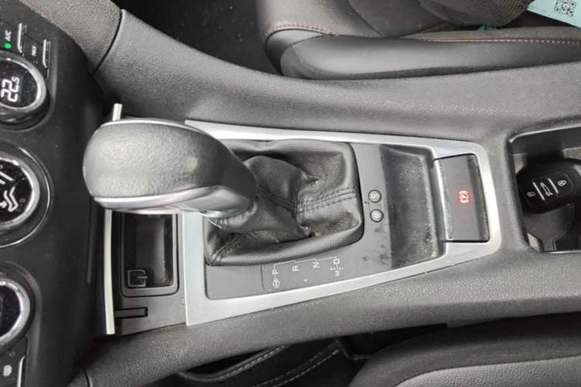 Used DS 4S 2016 1.6T Automatic Smart Enjoyment Tech Edition THP160 Gear Lever