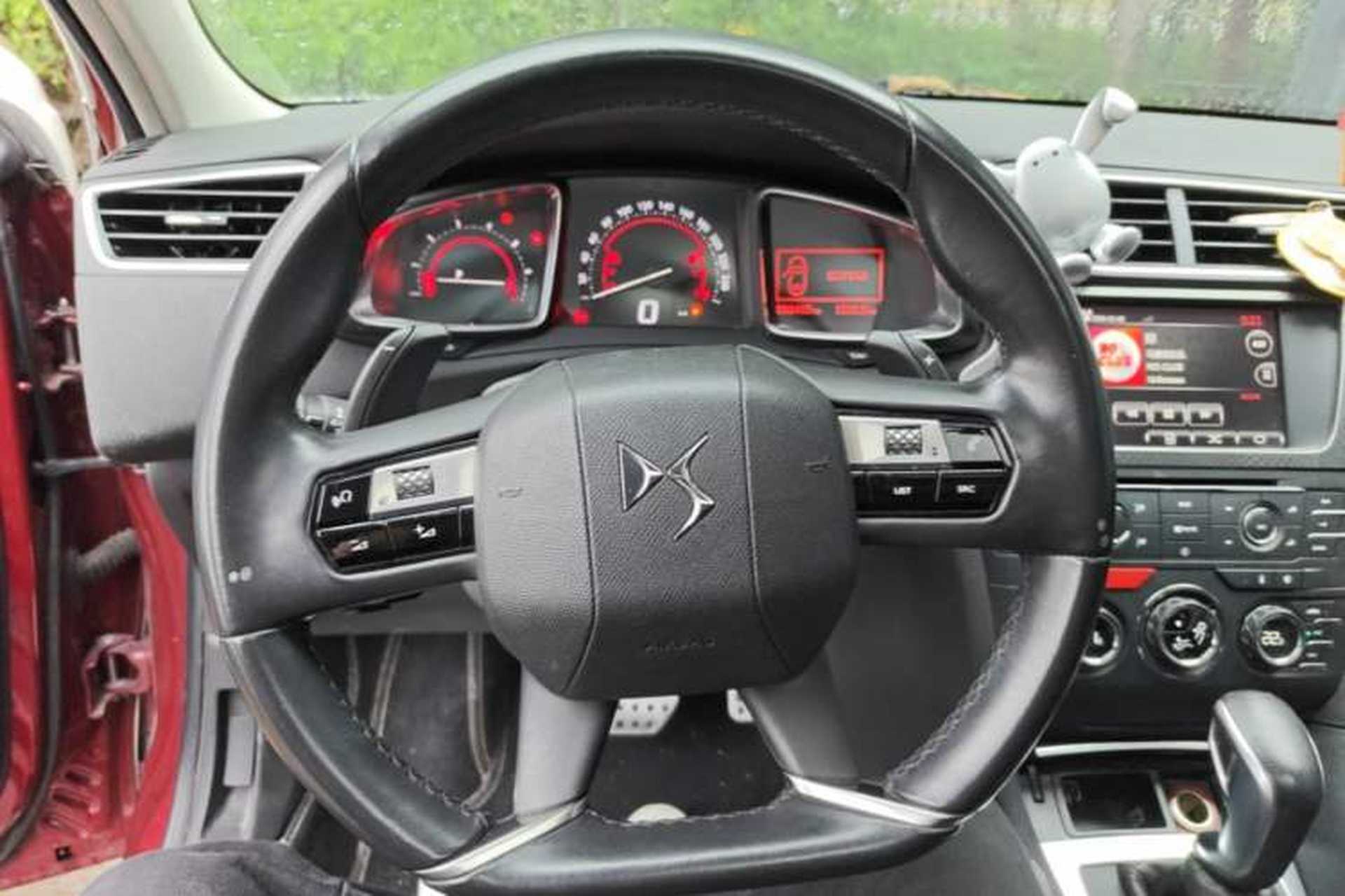 Used DS 4S 2016 1.6T Automatic Smart Enjoyment Tech Edition THP160 Steering Wheel