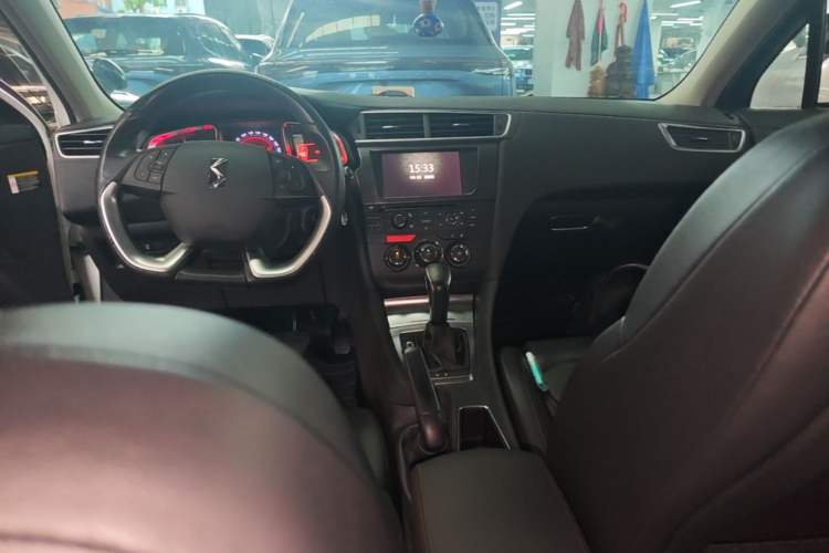 Used DS 4S 2016 1.2T Automatic Ruidong Version THP130 Audio And AC Panel