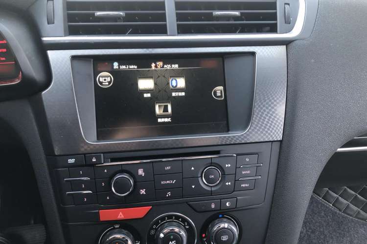 Used DS 4S 2016 1.2T Automatic Ruidong Version THP130 Audio And AC Panel