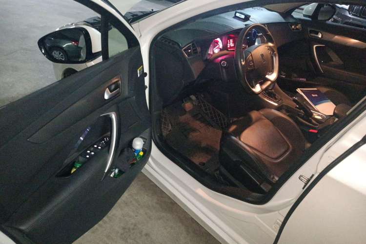 Used DS 4S 2016 1.2T Automatic Ruidong Version THP130 Driver Seat