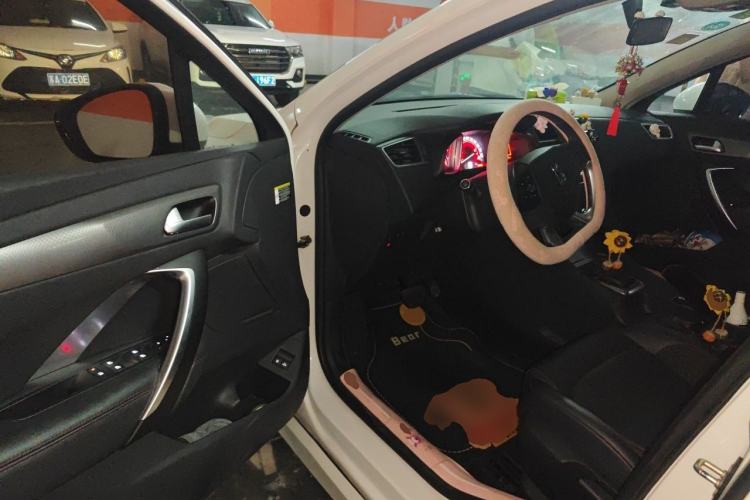 Used DS 4S 2016 1.6T Automatic Ruidong Version THP160 Driver Seat