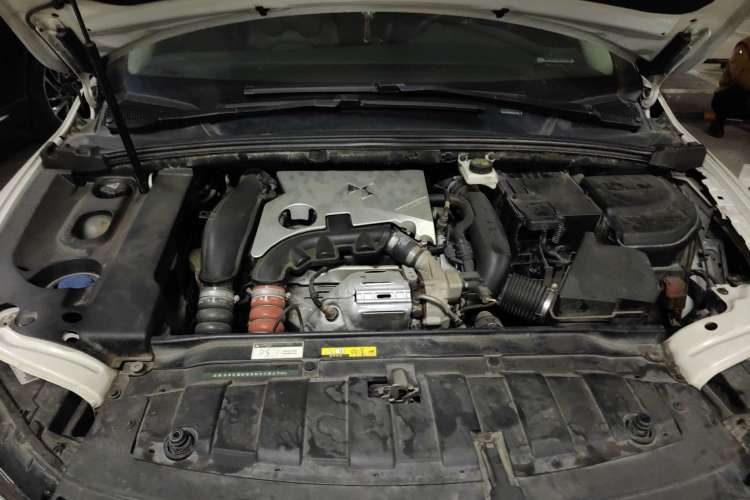 Used DS 4S 2016 1.6T Automatic Smart Edition THP160 Engine Bay