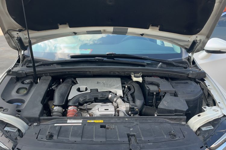 Used DS 4S 2016 1.6T Automatic Ruidong Version THP160 Engine Bay