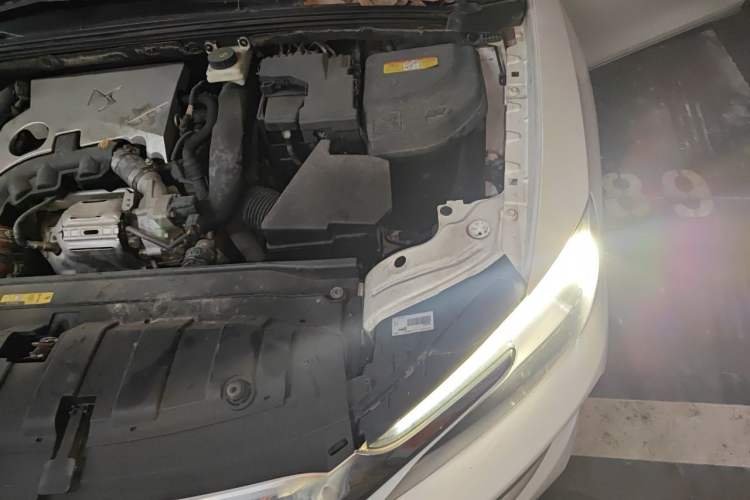 Used DS 4S 2016 1.6T Automatic Ruidong Version THP160 Engine Bay Left