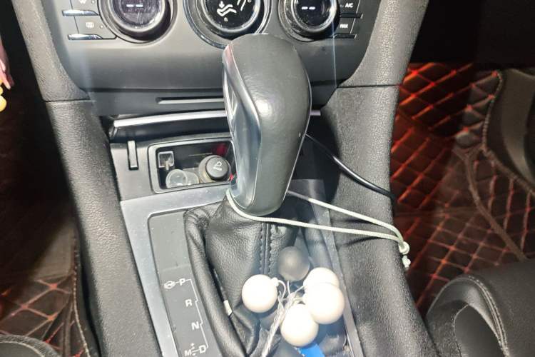 Used DS 4S 2016 1.6T Automatic Smart Edition THP160 Gear Lever