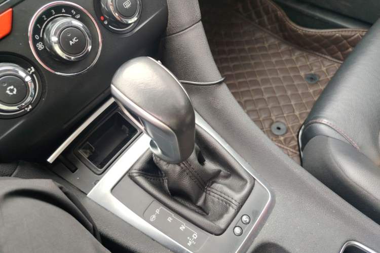 Used DS 4S 2016 1.6T Automatic Ruidong Version THP160 Gear Lever