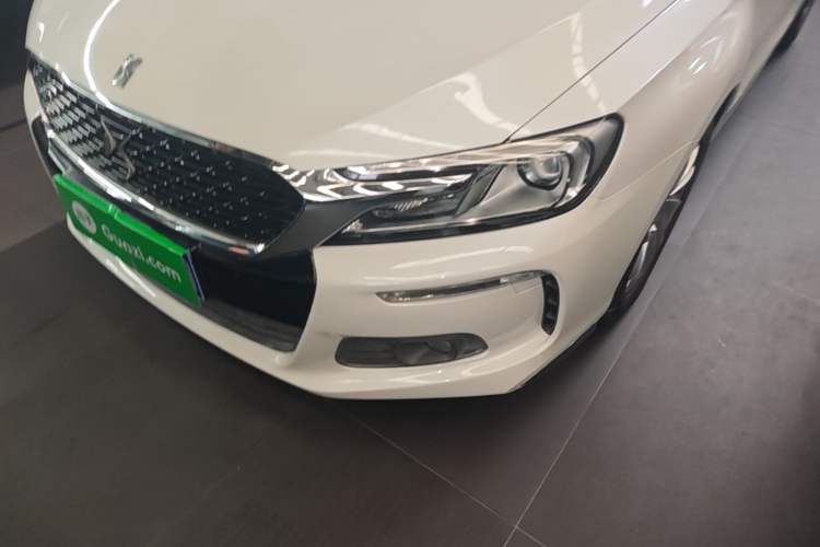 Used DS 4S 2016 1.2T Automatic Ruidong Version THP130 Left Front Headlight