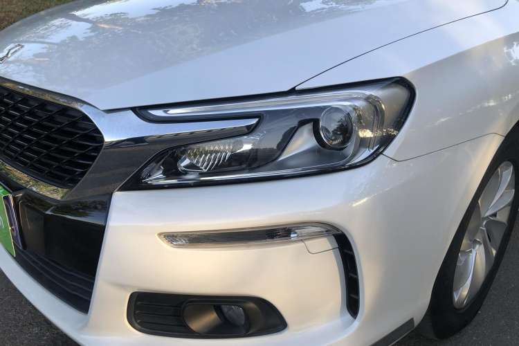 Used DS 4S 2016 1.2T Automatic Ruidong Version THP130 Left Front Headlight