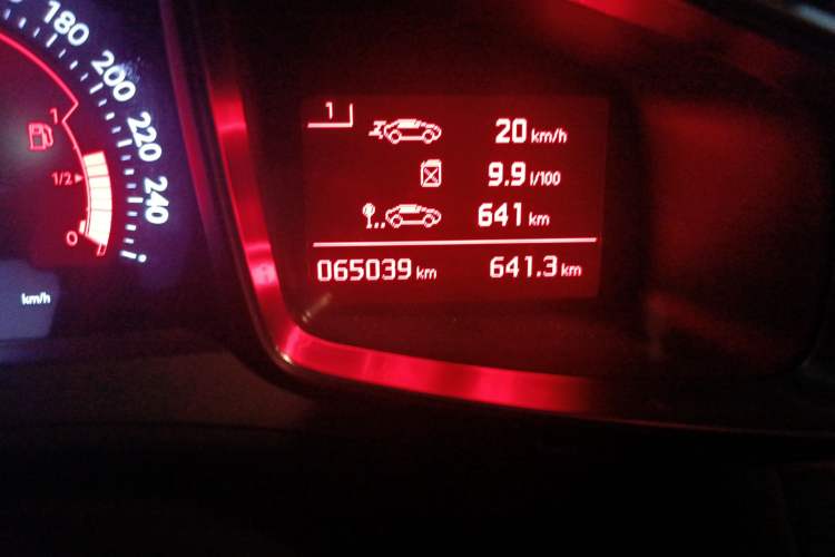 Used DS 4S 2016 1.2T Automatic Ruidong Version THP130 Odometer Close Up