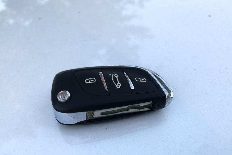 Used DS 4S 2016 1.2T Automatic Ruidong Version THP130 Vehicle Key