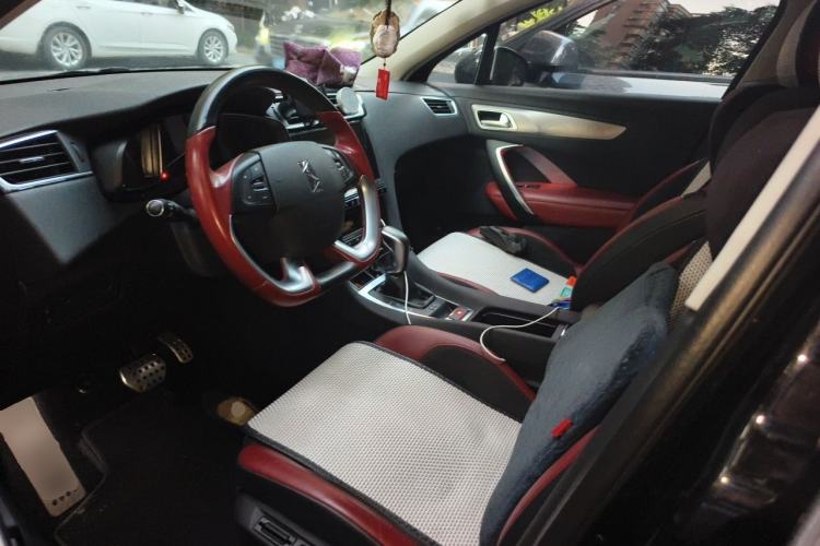Used DS 4S 2018 30THP P-Line Sport Model Left Front Seat