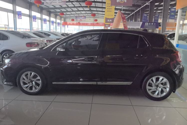 Used DS 4S 2018 30THP Enjoyment Model Audio And AC Panel