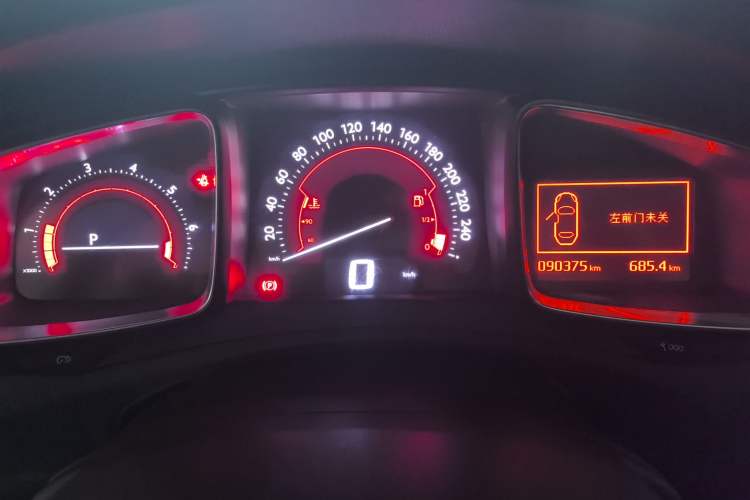 Used DS 4S 2018 30THP Enjoyment Model Odometer Close Up