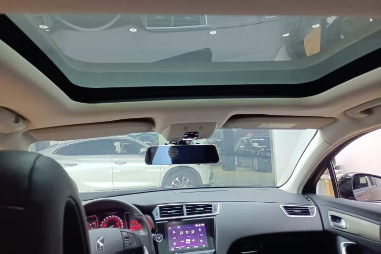 Used DS 4S 2018 30THP Dynamic Edition Headliner