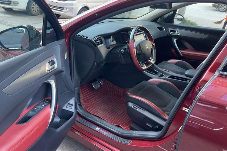 Used DS 4S 2018 30THP P-Line Sport Model Driver Seat