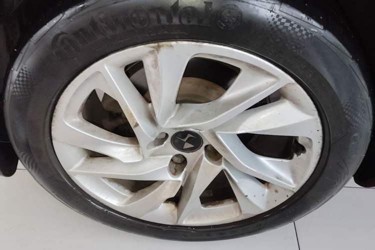 Used DS 4S 2018 30THP Enjoyment Model Exterior 5