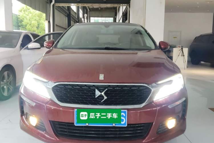 Used DS 4S 2018 30THP Enjoyment Model Front