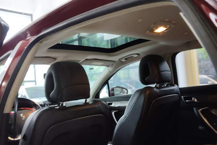 Used DS 4S 2018 30THP Enjoyment Model Headliner