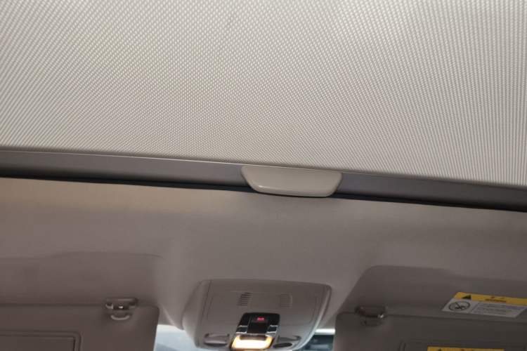Used DS 4S 2018 30THP Enjoyment Model Headliner